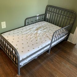 Metal Toddler Bed Frame