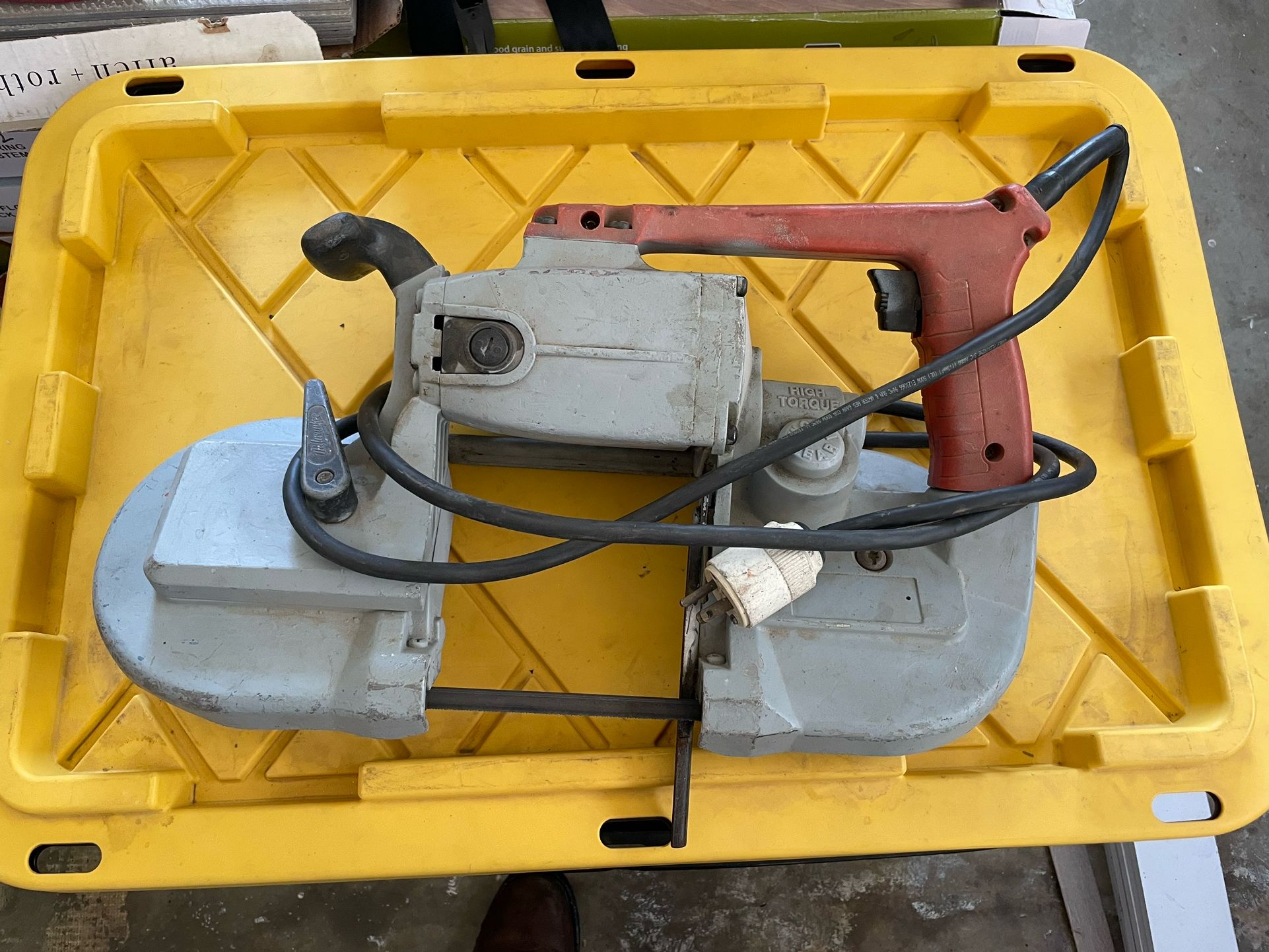Milwaukee Deep Cut Band Saw