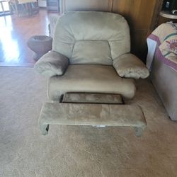 Rocking Recliner 
