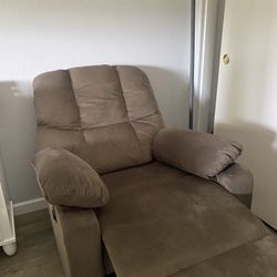 Brown Electrical Recliner