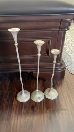 Candleholder with candles