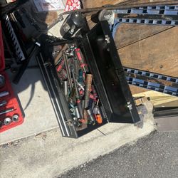 Toolbox/tools Included 