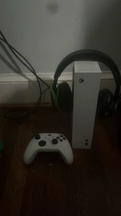 Xbox series S NEED GONE ASAP
