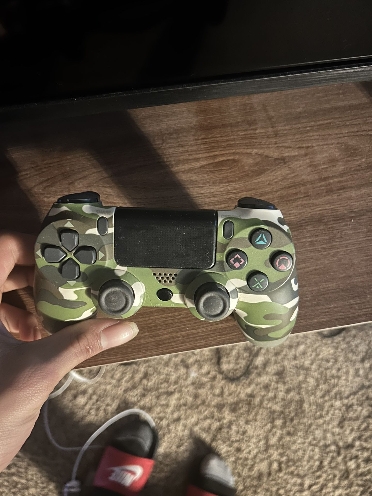 PS4 Controller 