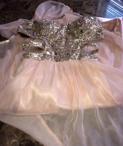 Prom dress look at other items inbox me for price