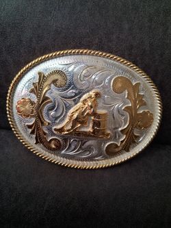 Rodeo belt buckle