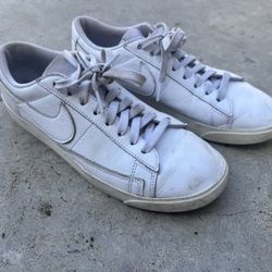 Nike Blazer Size Women’s 8.5