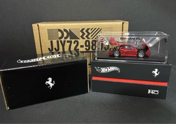Hot Wheels RLC Exclusive 2026 Ferrari F40 In Hand