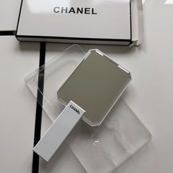 CC Vip gift Beauty Makeup Mirror - Limited Edition - White