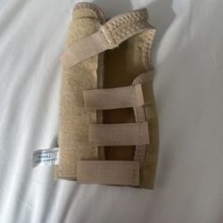 Left Small Wrist Support 