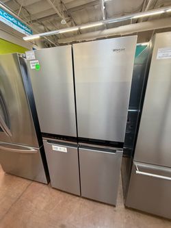 Whirlpool 4-Door French Door Refrigerator counter depth