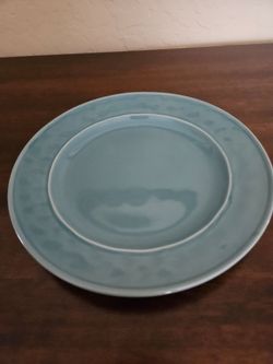 9" side plate by food network, NEW, GIFTABLE $2.00 ea, have several