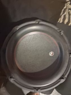 2 Ap 15 in subwoofers and 6000 watt Rockville amp. No box