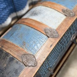 Rare Vintage 1900s Blue Crocodile Embossed Dome Top Steamer Trunk – Antique Storage & Decor $1,100