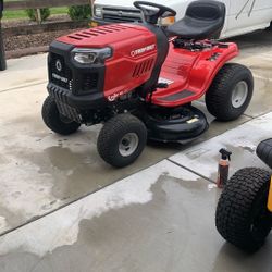 Troy belt riding mower 42 inch light new