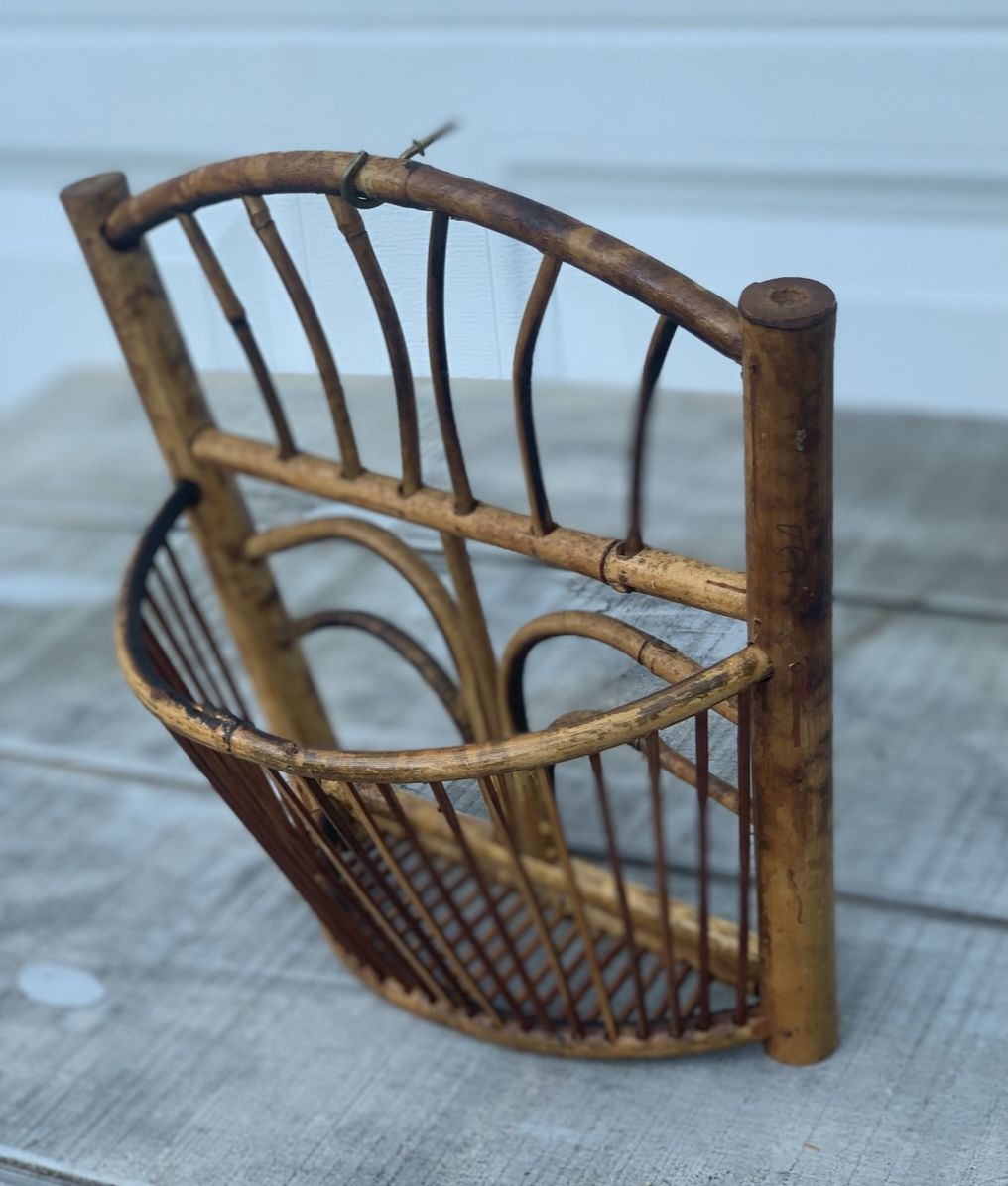 Vintage Boho Rattan Bamboo Wicker Wall Magazine Rack/Organizer Flower Basket 11”