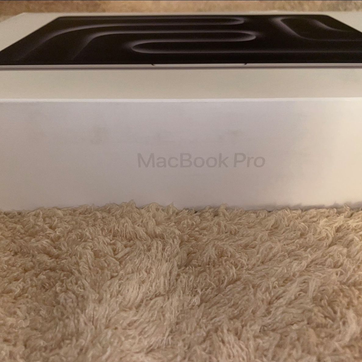 Upgraded/High-End Model - 14-inch MacBook Pro - Silver (New Apple M3 Chip & 1TB SSD Storage)