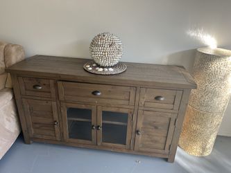 Media Console