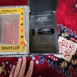 Automatic card struffler Pick Up Only