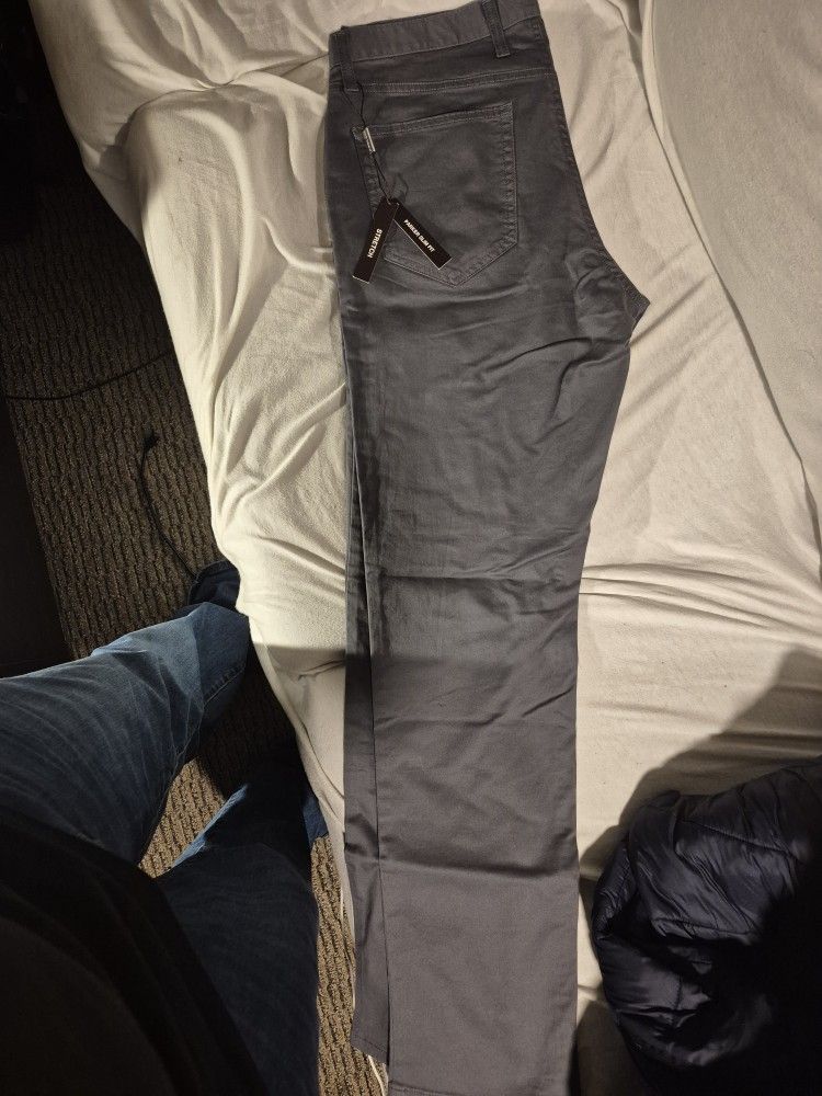 NEW NEVER WORN MICHAEL KORS PANTS !!