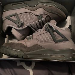 Jordan 4s