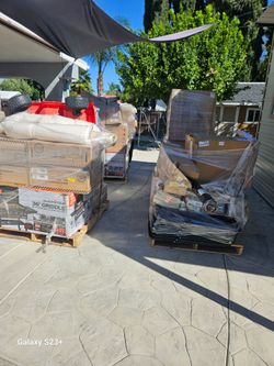 4 pallets