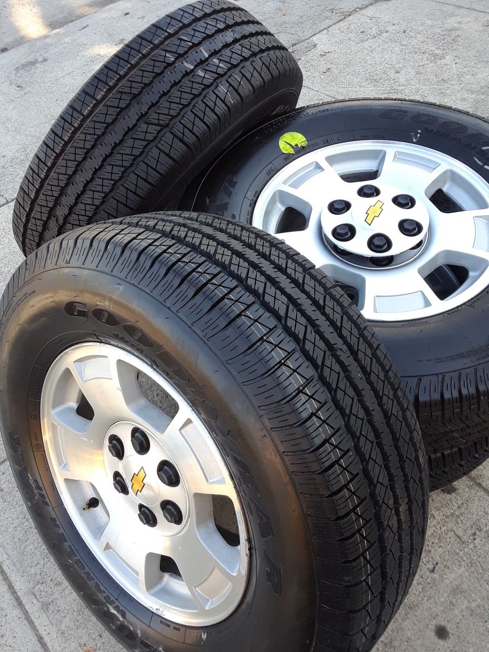 265-70-17 LLANTAS NUEVAS GOODYEAR WRANGLER $550$