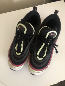 NIKE SHOES