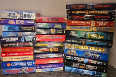 BIG Lot (33) CLIVE CUSSLER Books NUMA DIRK PITT OREGON FILES...Mix Lot