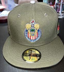 NEW ERA EXCLUSIVE 59FIFTY OLIVE GREEN "CHIVAS DE GUADALAJARA" W/ 115 ANNIVERSARY SIDEPATCH × 1
