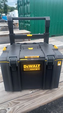 DEWALT TOUGHSYSTEM 2.0 Rolling Tool Box Mobile Storage