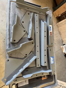 B&W Trailer Hitches GNRM1117 Gooseneck Trailer Hitch Rail Mount Kit - Fits: 2017-2020 Ford F-250 F350 F450
