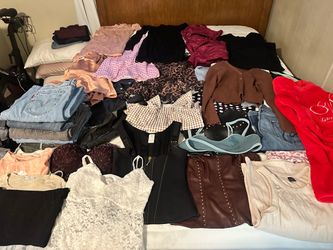 Women's Clothing Bundle Mixed Lot (small size)