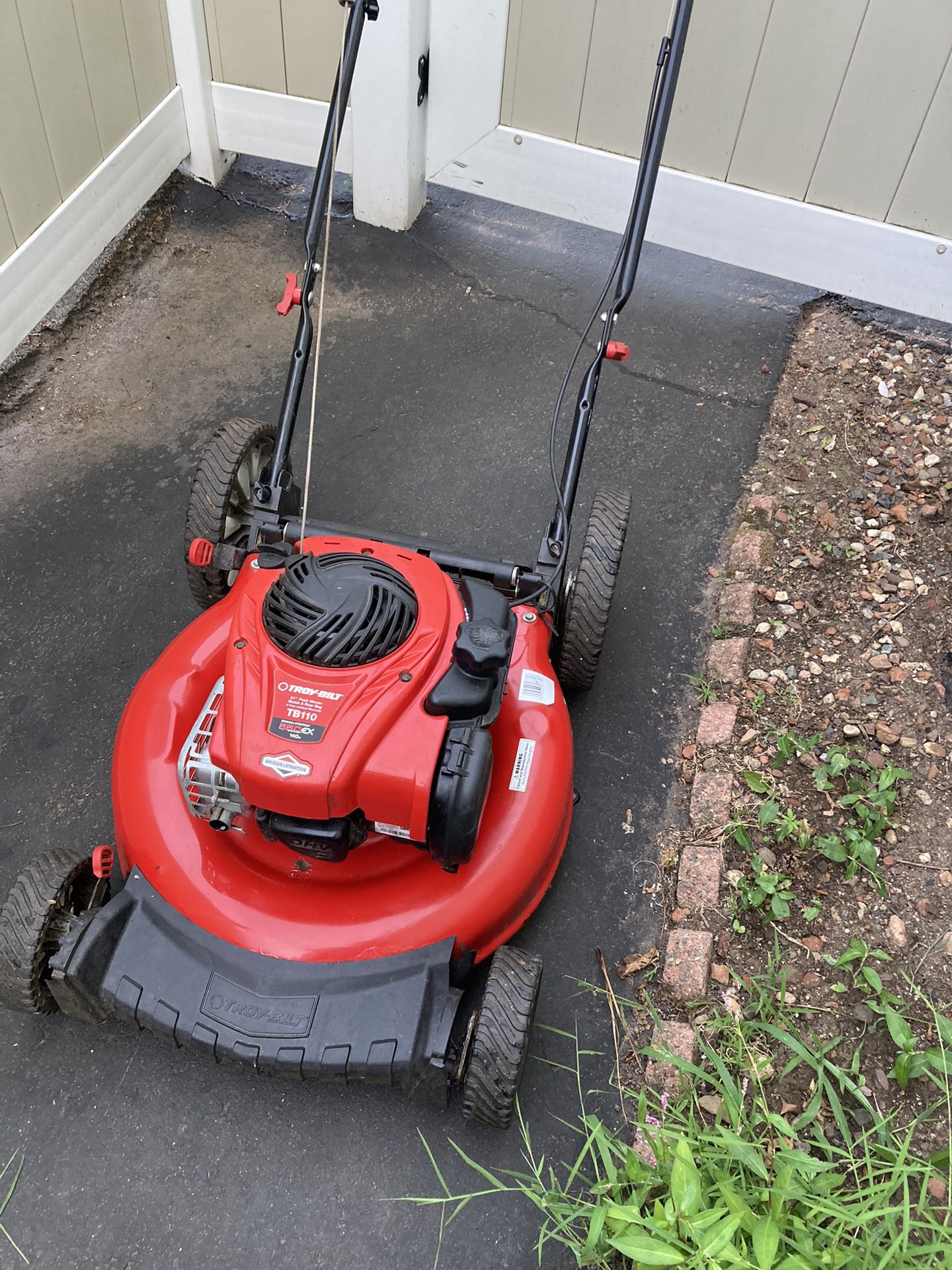 Troy Bilt Lawnmower 