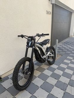 2024 Surron (READ DESC)