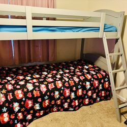 Twin Size Bunk beds 