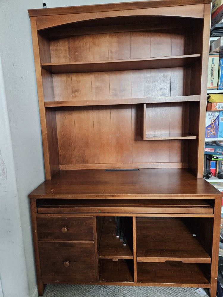 Ethan Allen Wood Desk With Hutch