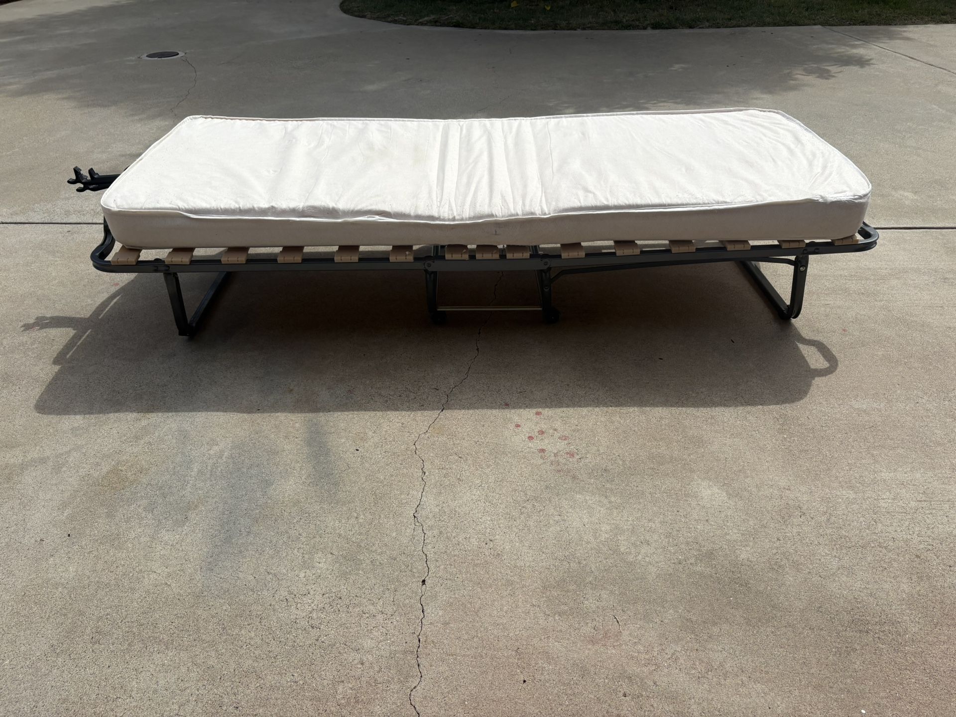 Twin Size Foldable Bed Cot