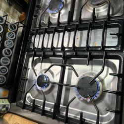 Amana Gas Stove +Oven