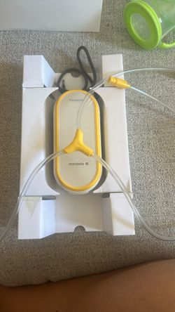 Media Freestyle Hands-free Breast Pump