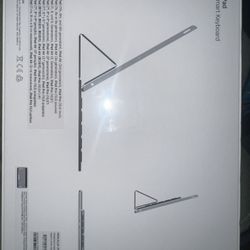 NEW: Apple Smart Keyboard for iPad (7th, 8th, 9th Gen) & Air 3 & iPad Pro - Original Box