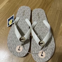 Michael Kors Flip Flops Size 7 Woman