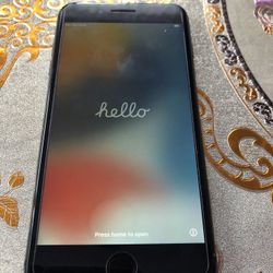 iPhones  Plus   7’ 8’ Y 12