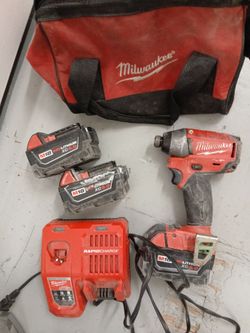 Milwaukee bundle