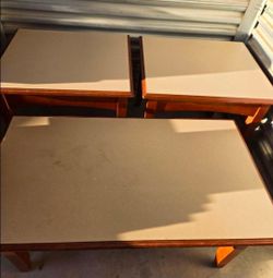 Heavy coffee and 2 tables need gone asap