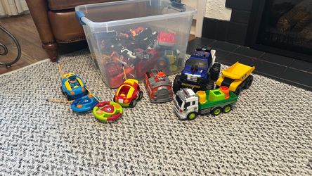 Large Lot of Kids Toy Vehicles