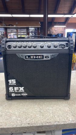 Line 6 spider III 15watt w/8” speaker 1/8” stereo input 1/4” output. 70508314