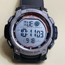 🔲. ARMITRON MENS DIGITAL WATCH