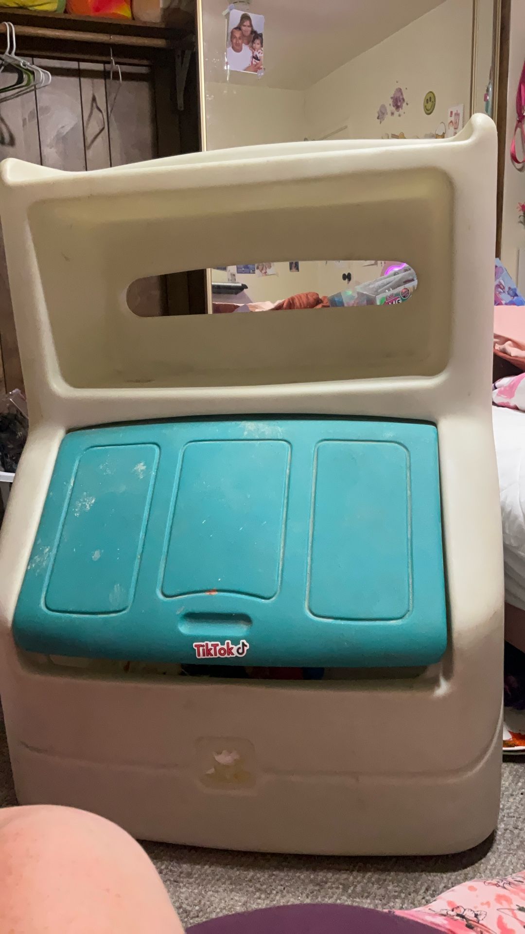 step 2 toy box with upper shelf sold as is needs cleaning has one sticker on it