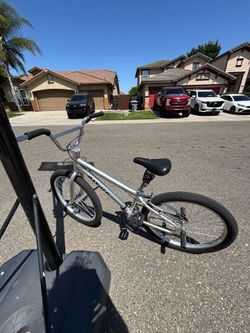 basher 24in se bike